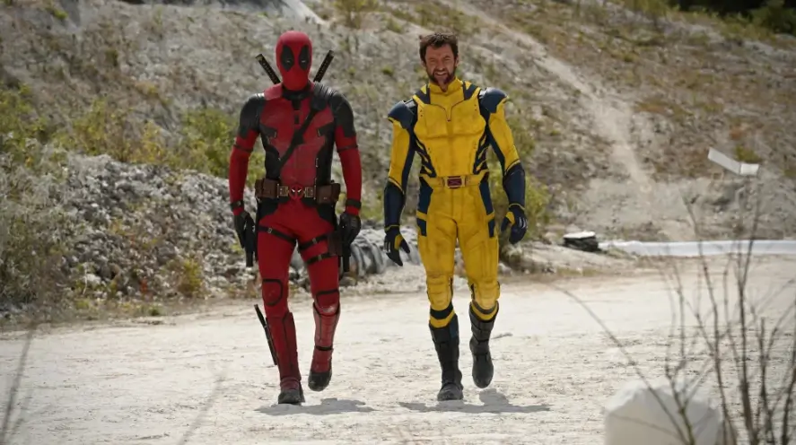 Primeiro Olhar em ‘Deadpool 3’: Hugh Jackman Estreia o Clássico Traje