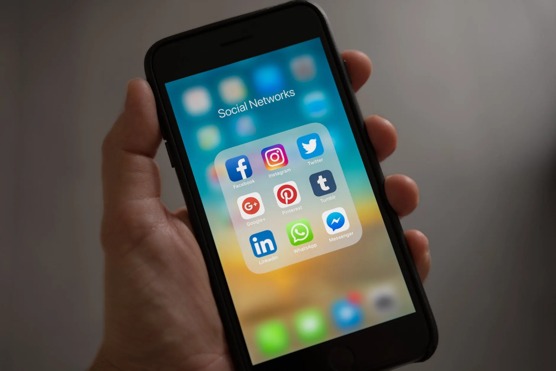 Meta Anuncia o Fim da Mensagem Cruzada entre Instagram e Facebook
