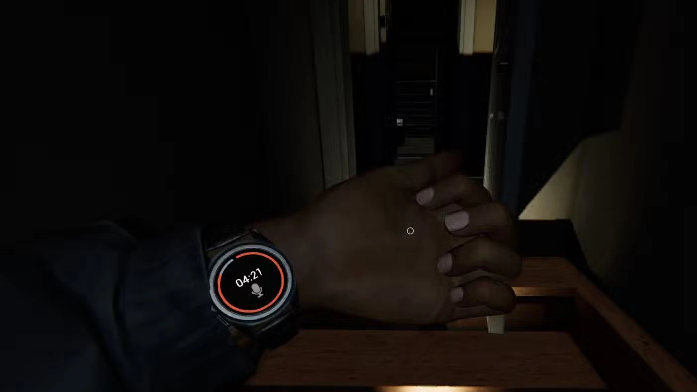 What Does the Watch Do in Phasmophobia?