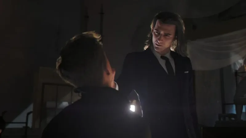 Invadir o celular de Damien Webb em 007 First Light: ordem de diálogo