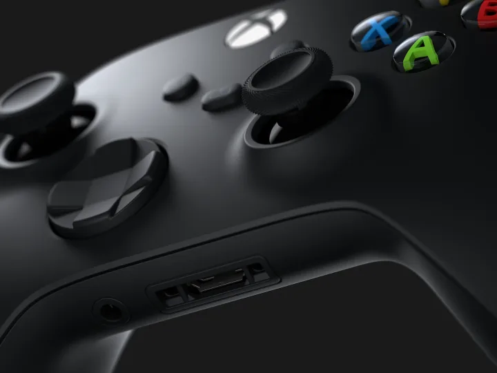 Vendas de PS5 e Xbox Series caem a níveis recordes nos EUA em maio