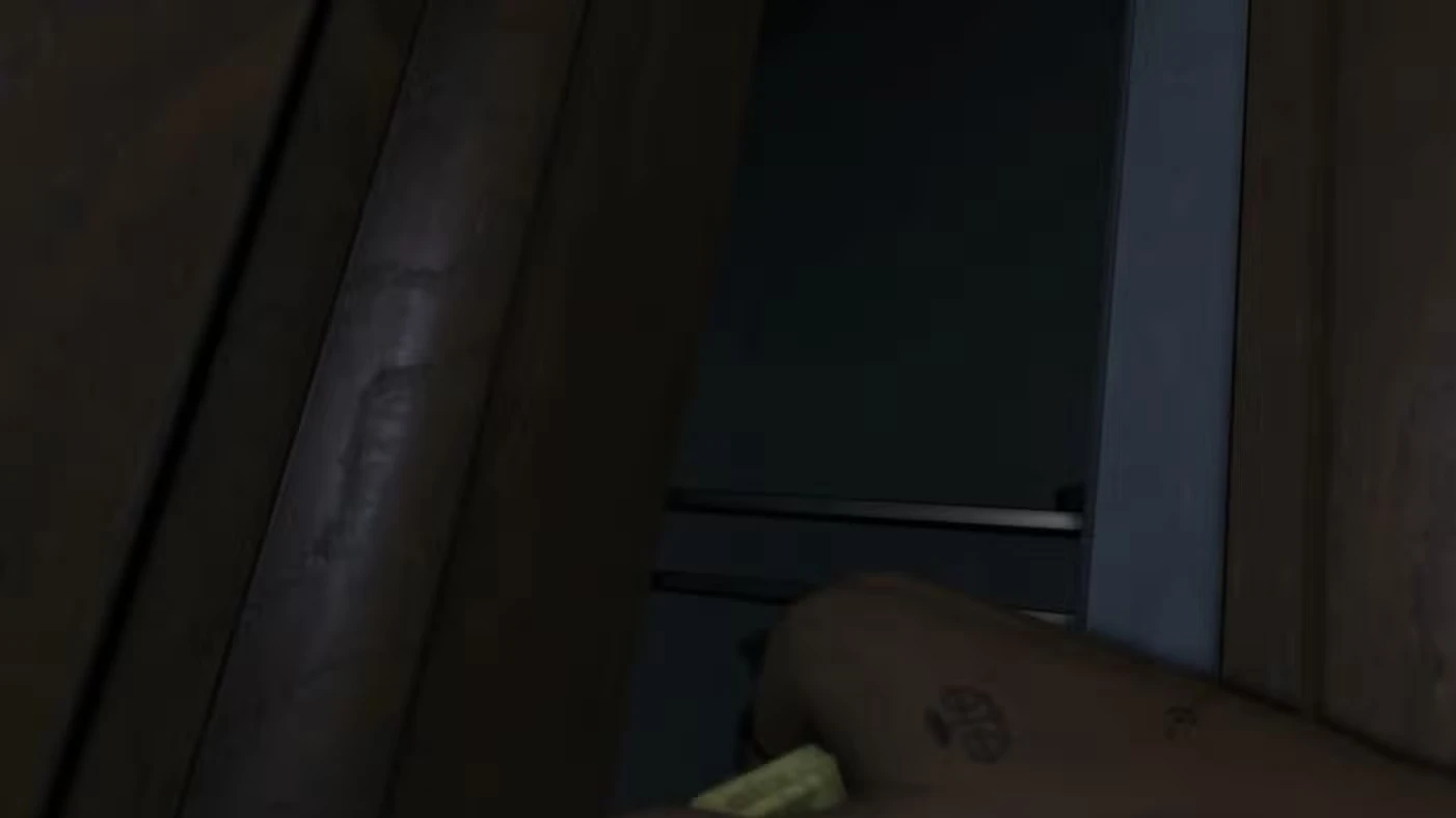 How to Get In Noah's Apartment in Unhinged (Netflix)